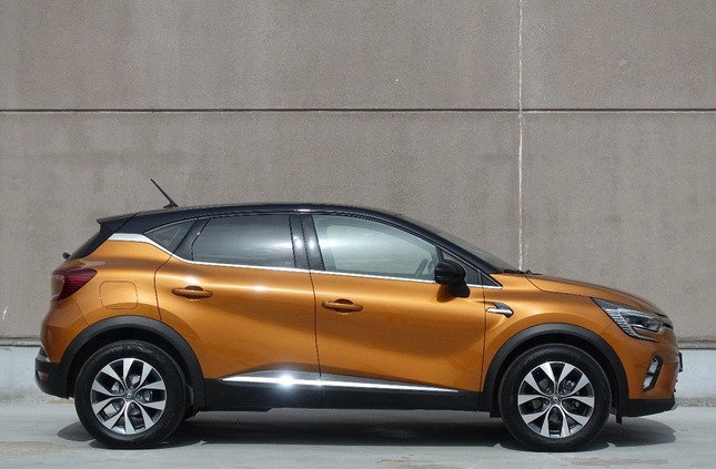 Renault Captur cena 92900 przebieg: 18400, rok produkcji 2021 z Łochów małe 497